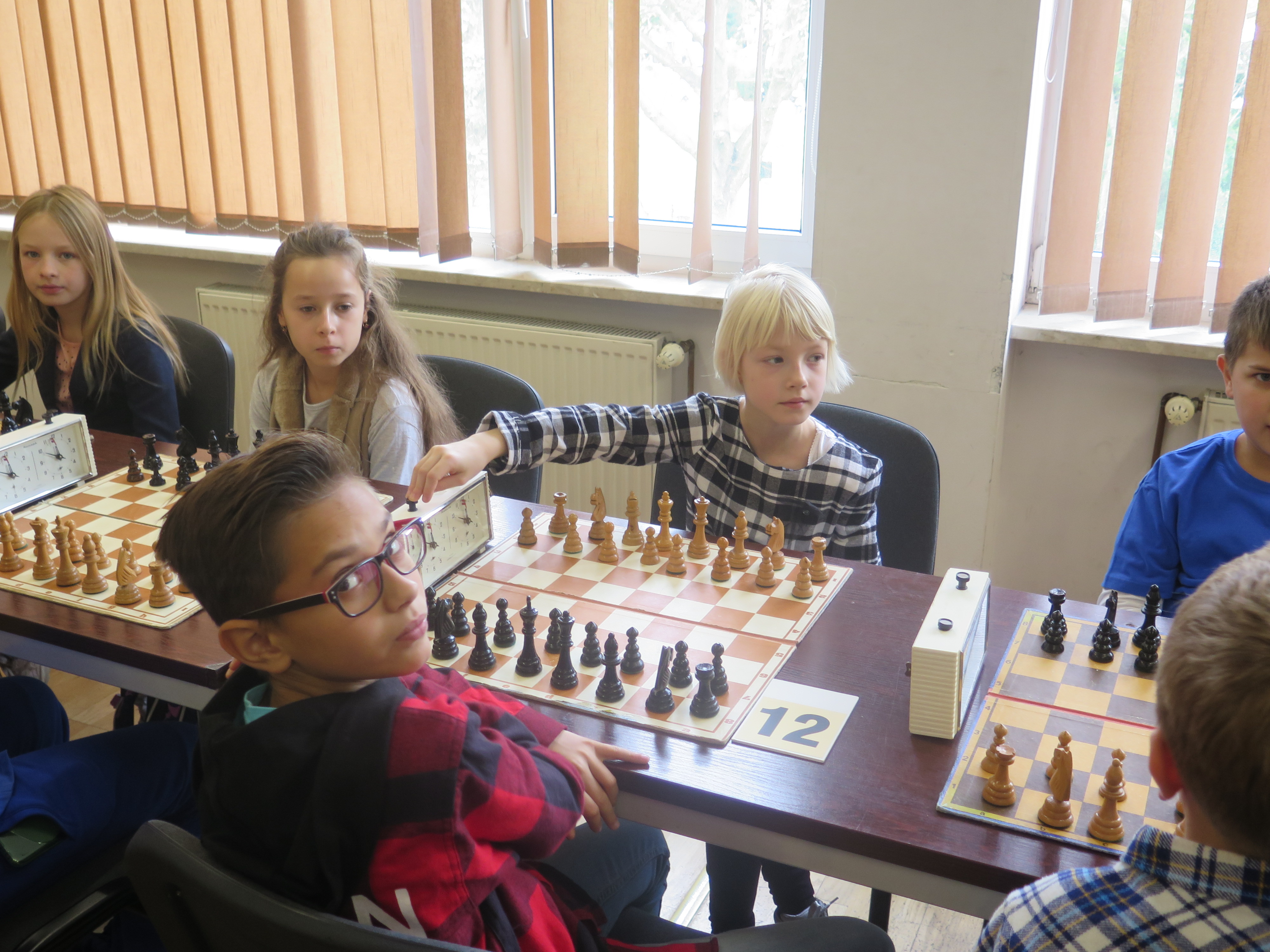 Turniej szachowy "Cztery Pory Roku – Jesień 2018". - zdjęcie 1